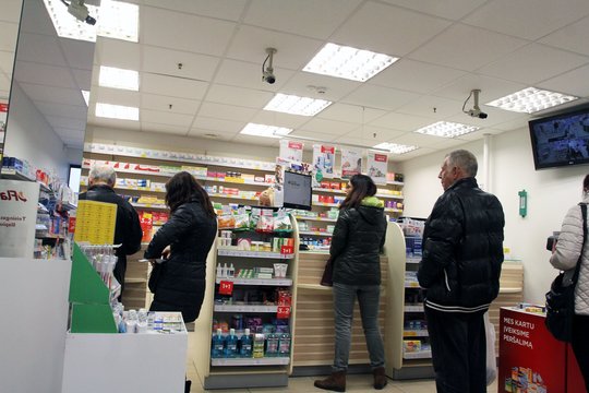 Teismas naikina Konkurencijos tarybos nutarimą vaistinių asociacijai