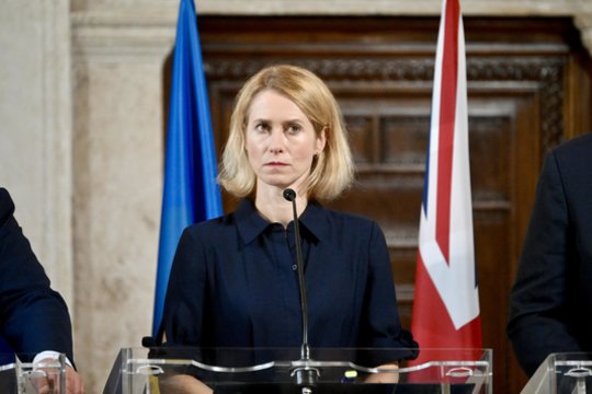 „Tada geriau pradėti mokytis rusų kalbos“: vėl apsnūdusiems Vakarams – iškalbingi K. Kallas žodžiai