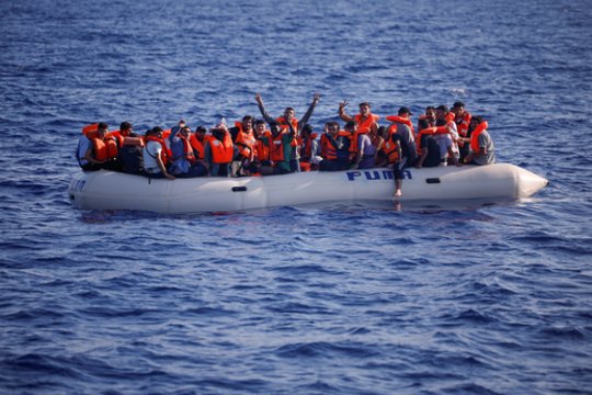 Viduržemio jūros dirbantys gelbėtojai teigia nuo 2015 m. išgelbėję 175 000 žmonių