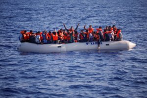 Viduržemio jūros dirbantys gelbėtojai teigia nuo 2015 m. išgelbėję 175 000 žmonių