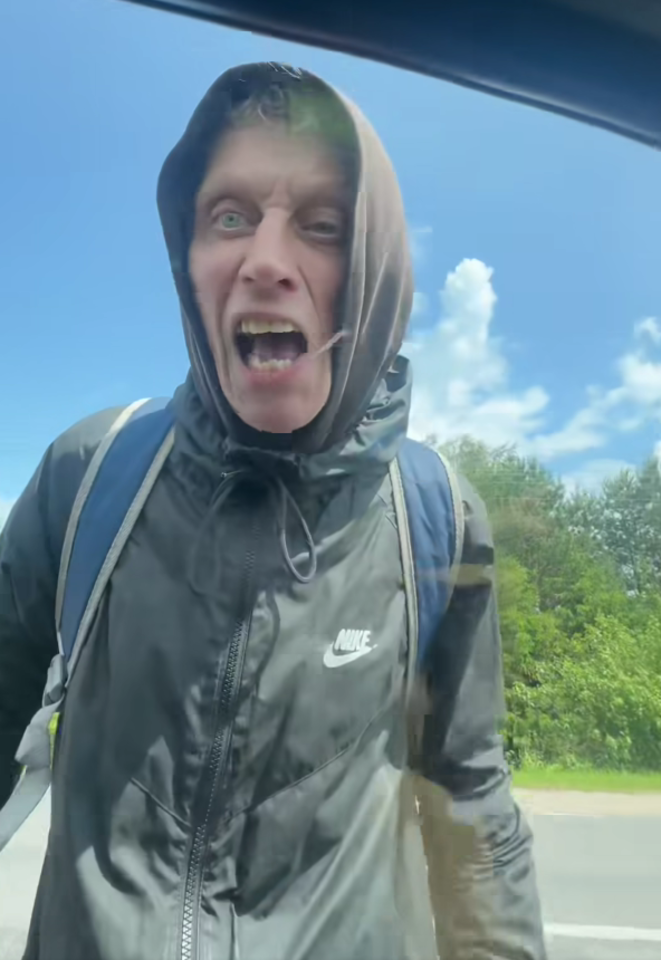 Sifiliu pramintas agresyvus vyras siautėja Jurbarke ir gąsdina gyventojus.<br>Stop kadras.