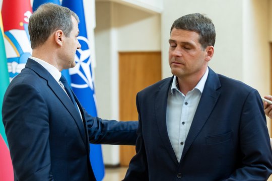 R. Žemaitaičiui ir G. Paluckui – skaudūs rinkėjų antausiai: reitingus barsto įspūdingu greičiu
