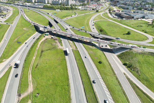 Magistralėje bus draudžiamas eismas šia estakada: skelbia, kiek laiko truks darbai