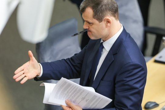 G. Paluckas sako negirdėjęs apie galimus politinius mainus dėl „čekutininkams“ palankių BK pataisų