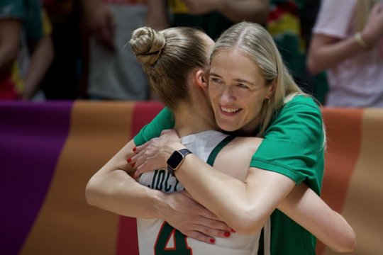 Tarp aštuonių stipriausių rinktinių Europoje atsidūrusios lietuvaitės braukė ašaras: „Tai – sapnas!“
