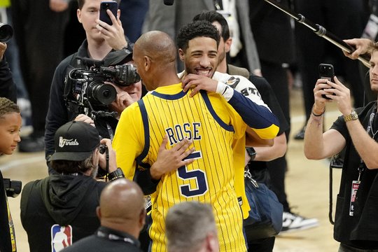 Maksimali intriga didžiajame NBA finale: dominavusi „Pacers“ išplėšė lemiamas rungtynes