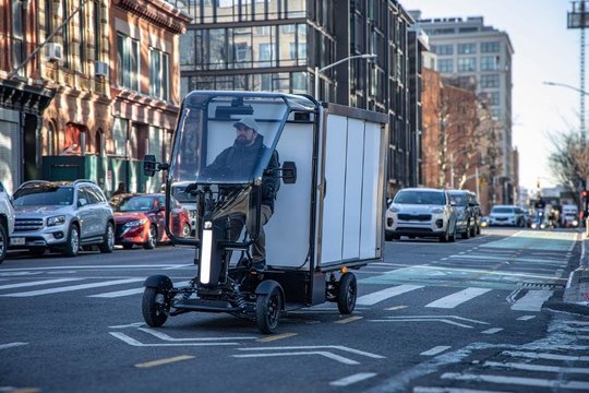 Tokios „Honda“ be langų ir durų dar nematėte: pristatė pigiausią elektromobilį