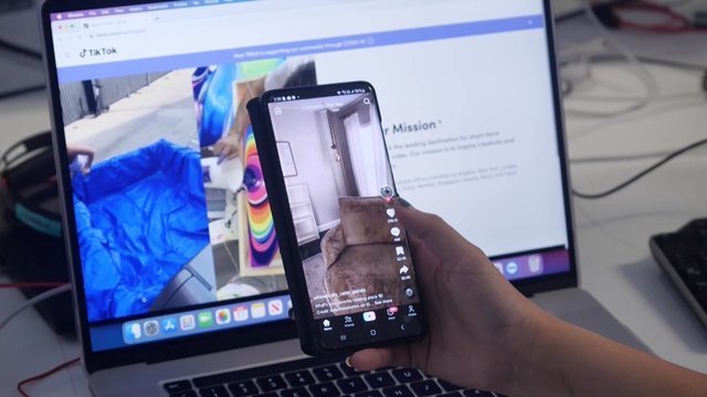 JAV su „TikTok“ atsisveikinti dar neteks: D. Trumpo sprendimas atidėtas 90 dienų