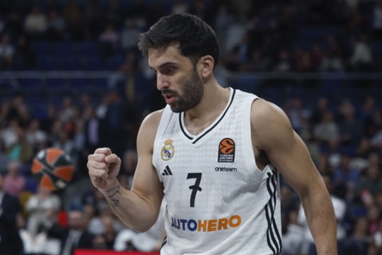 „Real“ pergalingai pradėjo Ispanijos čempionato finalą