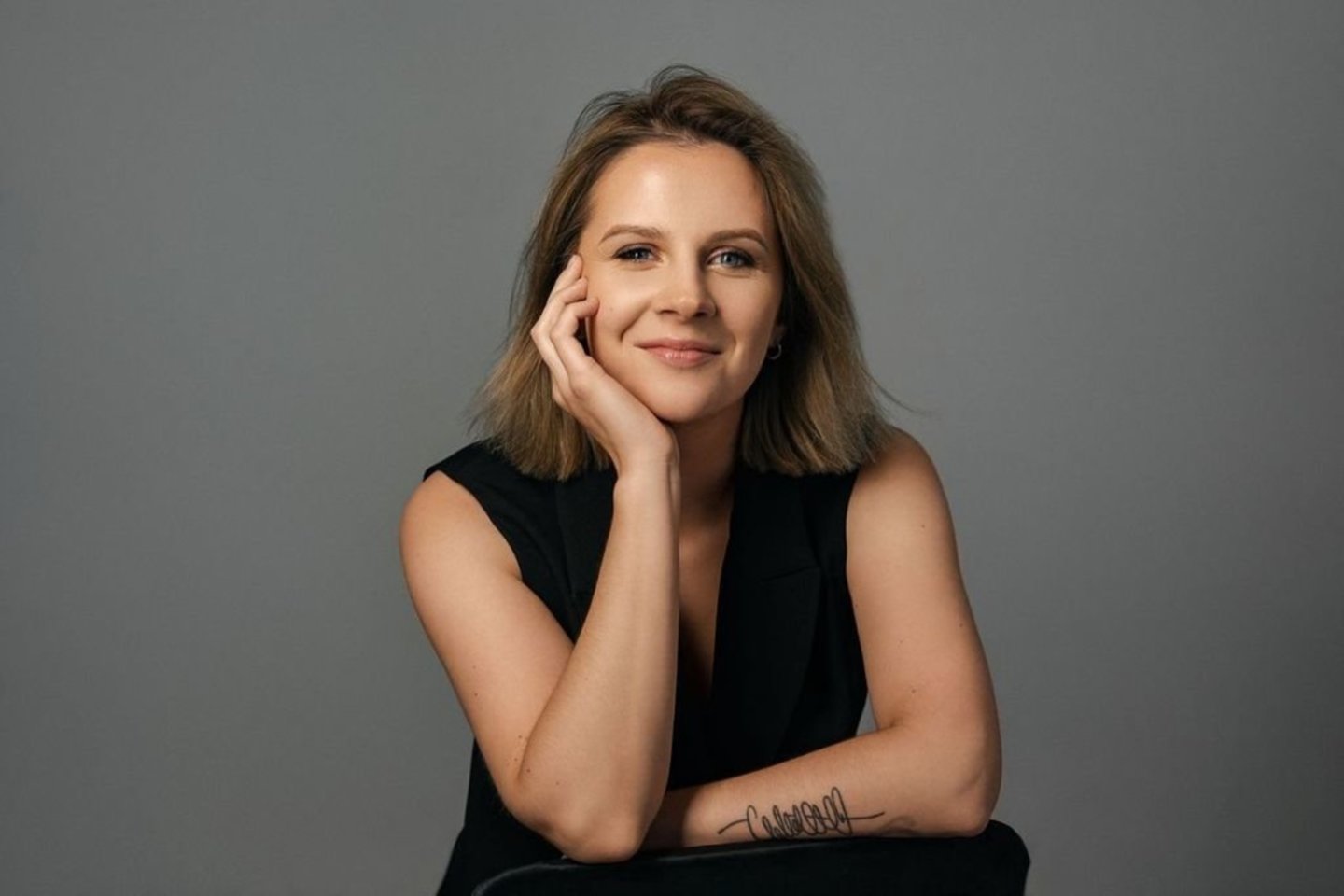 Tarp „Purpurinio vakaro“ festivalio dalyvių – I.Narkutė.<br>M.Stankaičio nuotr.