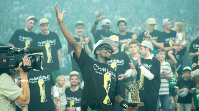 LKL čempionų taurė – „Žalgirio“ rankose: parodė, kaip ošia arena