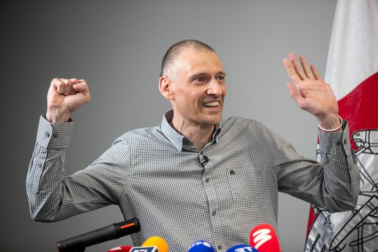 Iš S. Cichanouskio – padėka D. Trumpui, G. Nausėdai ir A. Dudai: turėjo vieną prašymą
