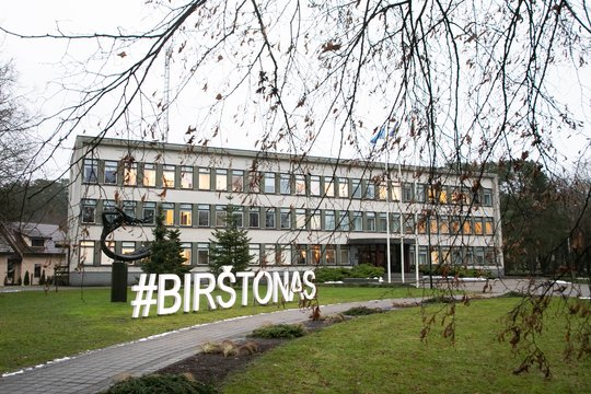 „Čekiukų“ byloje nuteista Birštono tarybos narė R. Žentelienė: atsiprašau visuomenės