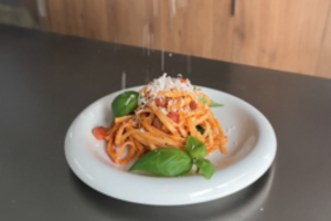 Mamma mia, kaip skanu: vos keli ingredientai ir šių makaronų negalėsite atsivalgyti