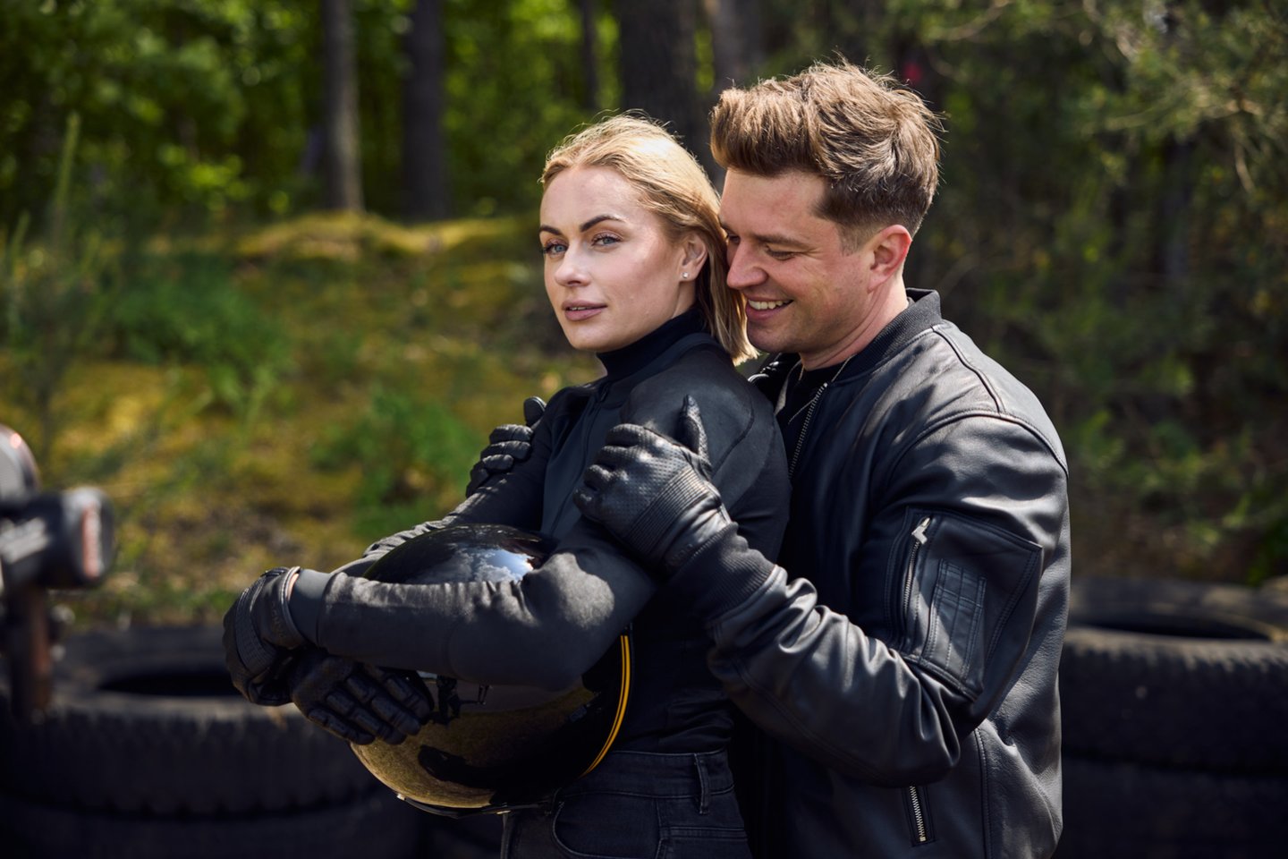 J. Nainys-Jovani gimtadienio proga pristato jautrią premjerą „Laikyk Arčiau“.<br> Pr. siuntėjo nuotr.