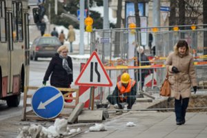 Seimas linkęs leisti savivaldybėms rinkti rinkliavą už eismo ribojimus