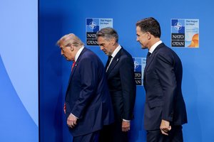 NATO viršūnių susitikime Hagoje priimtas istorinis sprendimas