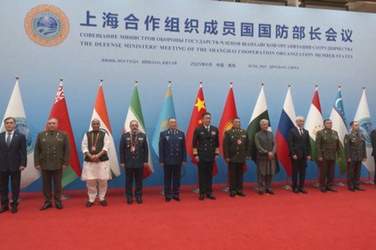 Kinijoje lankosi Irano ir Rusijos gynybos ministrai: susitikimą pristato kaip atsvarą NATO