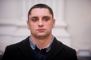 Plėšimu ir neatsargiu gyvybės atėmimu kaltinamas I. Molotkovas: labai gailiuosi