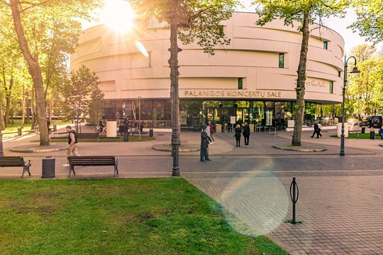 Palangos koncertų salės dešimtmetis, pakeitęs miesto veidą