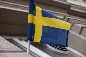 Švedijoje mirė bankų plėšikas, dalyvavęs įkaitų dramoje, per kurią gimė terminas „Stokholmo sindromas“