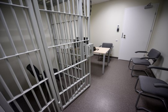 Kaune plėšiko auka tapęs vyras neteko 30 tūkst. eurų