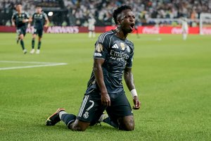 Pasaulio futbolo klubo taurėje paaiškėjo visos aštutnfinalio komandos