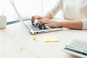 Patarė, kaip elgtis, jeigu tapote sukčių auka: šiuos žingsnius būtina atlikti nedelsiant