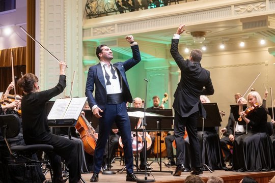Vilniaus festivalio uždarymo koncerto žvaigždė J. Tetelmanas dėl triukšmo turėjo pakeisti viešbutį