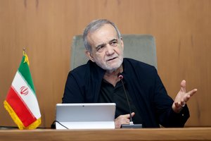 Izraelio ir Irano konfliktas. Žinia iš Irano prezidento: atsakas į Izraelio smūgius padėjo išvengti „nekontroliuojamo karo“