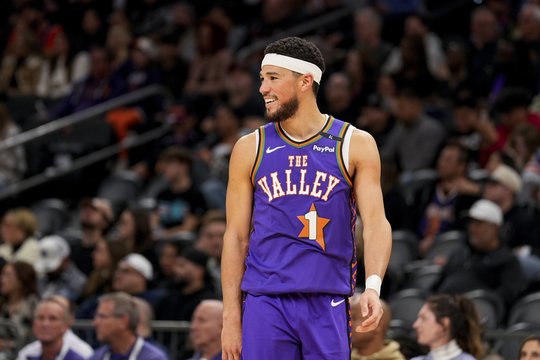 „Suns“ žvaigždė su komanda pasirašys įspūdingos vertės kontraktą