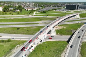 Bus atidarytas eismas Sargėnų estakada