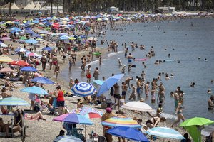 Europą kepina pirmoji vasaros karščio banga: kai kur karštis pasieks net 42 laipsnius