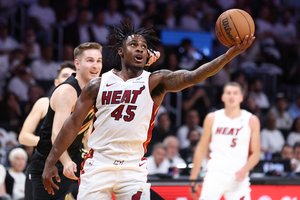 „Heat“ pratęsė sutartį su K. Jakučionio pozicijos žaidėju