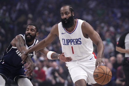 J. Hardenas liks „Clippers“ gretose