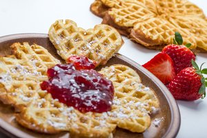 Čirviniai blynai – vaikystės skonis ir sekmadienio rytų klasika