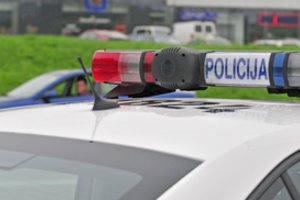 Vilniuje vagių grobiu tapo 37 tūkst. eurų vertės puspriekabė