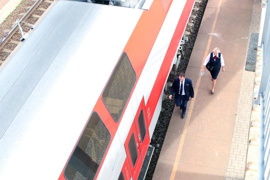 Paskubėkite, kol dar yra laiko: šiomis dienos – kone perpus pigesni traukinio bilietai