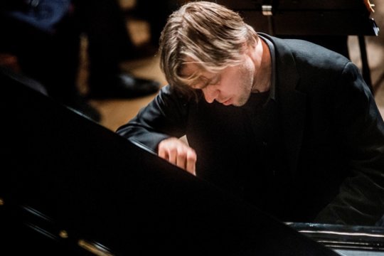 Ypatingomis interpretacijomis pasaulį žavintis pianistas Andrius Žlabys surengs naują koncertinį pasirodymą Vilniuje