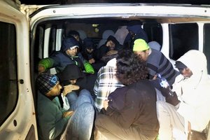 Pasieniečiai sulaikė pusketvirto šimto į Latviją iš Baltarusijos patekusių ir Vakarus traukusių migrantų