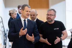 Po susitikimo su G. Nausėda – klausimų lavina G. Paluckui: pabrėžtinai reagavo į Š. Černiauską