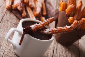 Churros su šokoladiniu kremu – nostalgiškas skonis iš kelionių po Ispaniją