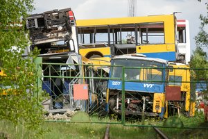 Automobilį pardavę už 200 eurų, galite pridaryti tūkstantinės žalos: įspėja apie nusikalstamą schemą