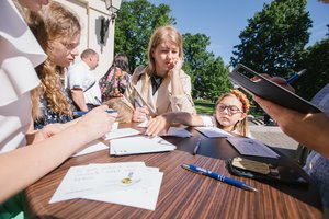 Kasdien globėjų ar budinčių globotojų reikia bent šešiems vaikams