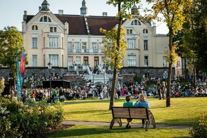 Tarptautinis Chaimo Frenkelio vilos vasaros festivalis liepą pradeda šventiniu Sauliaus Petreikio „World orchestra“ koncertu