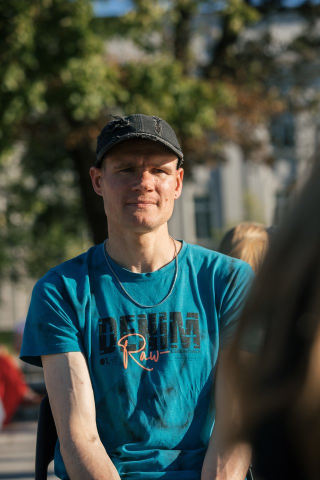 Katedros aikštėje – neeilinis brolių Gataveckų performansas. <br> M. Bartaševičiaus nuotr.