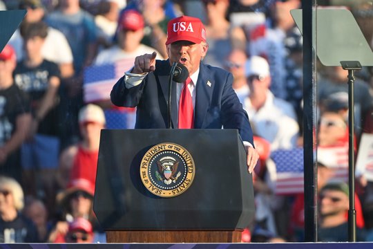 D. Trumpas pasiekė savo: nedidele persvara Kongrese priimtas svarbus įstatymas