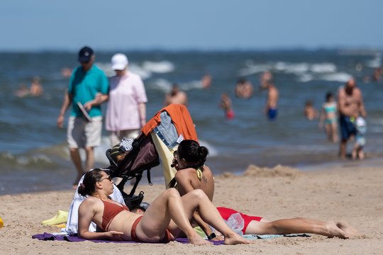 Pasiruoškite – vėl plūstelės karštis: temperatūra šoks iki 30 laipsnių