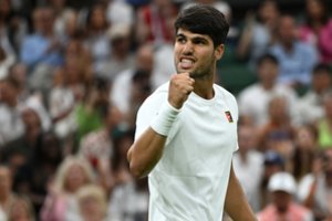 Netikėtą ginklą prieš A. Rubliovą ištraukęs C. Alcarazas tęsia kelionę Vimbldone