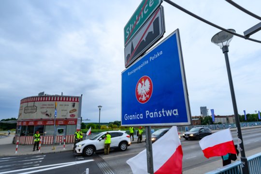 Planai virto realybe: Lenkija pasienyje su Lietuva įrengė 13 kontrolės punktų